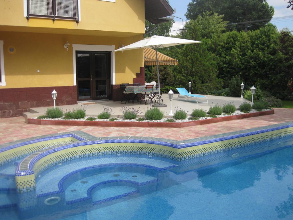Schieszl Apartments Zamardi 1 Exterior photo